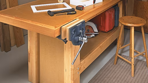 Easy-to-Build Weekend Workbench